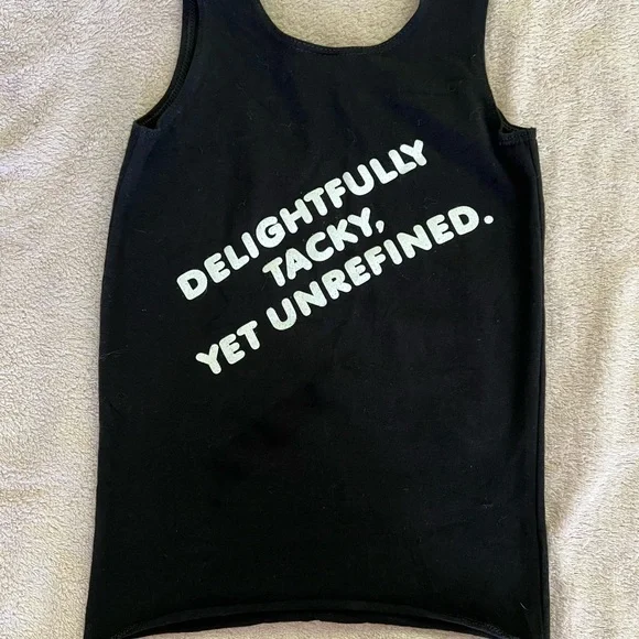 Hooters Black Tank Top - Picture 2 of 4